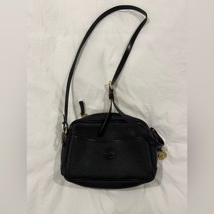 Vintage Dooney and Bourke crossbody bag